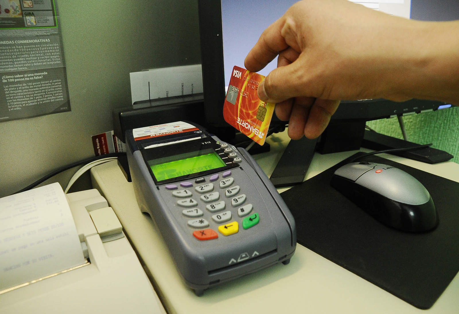 La tarjeta de crédito departamental o de tienda de autoservicio es el producto de crédito formal que más personas tienen contratado. (ARCHIVO) 