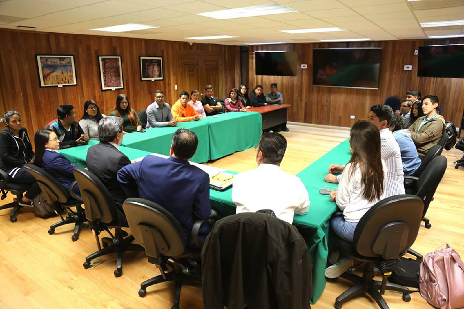 Preparación. Los estudiantes de la Universidad Tecnológica de Torreón tomarán el curso por algunas semanas. (CORTESÍA)