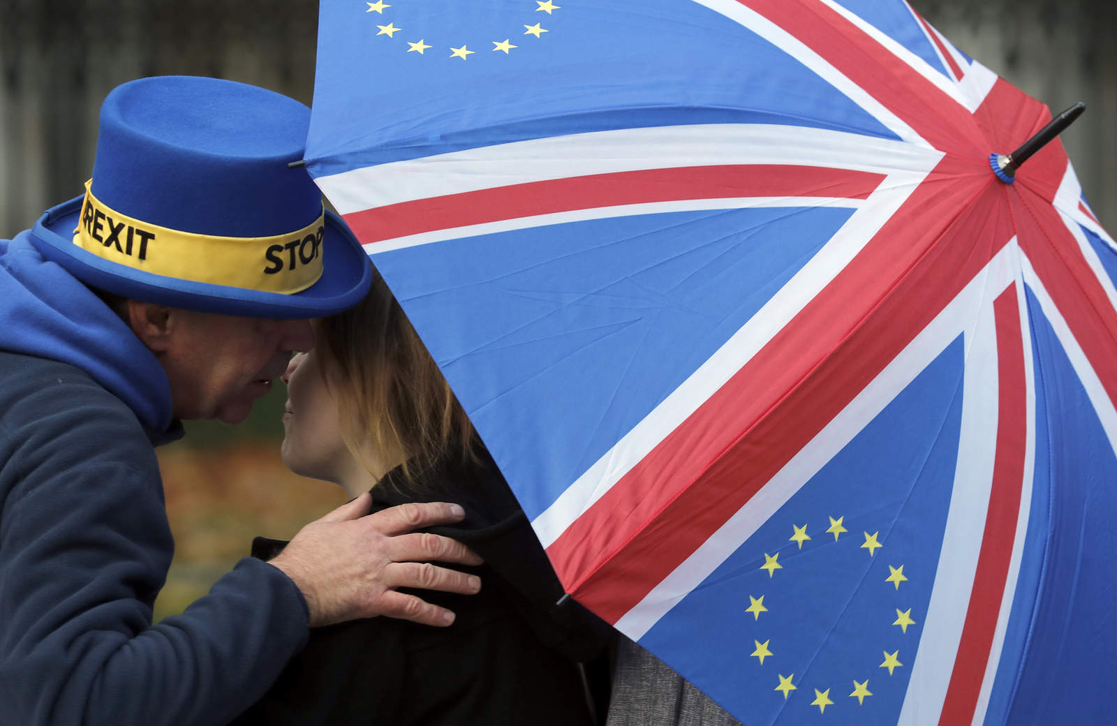 Ven riesgos por ‘brexit’. (AP)