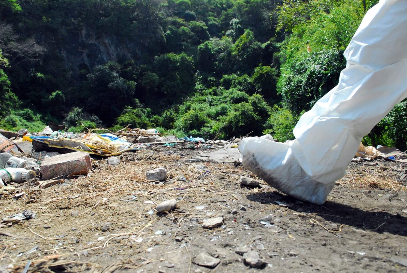 La CNDH informó que al menos 19 personas habrían sido incineradas en el basurero de Cocula. (ARCHIVO) 