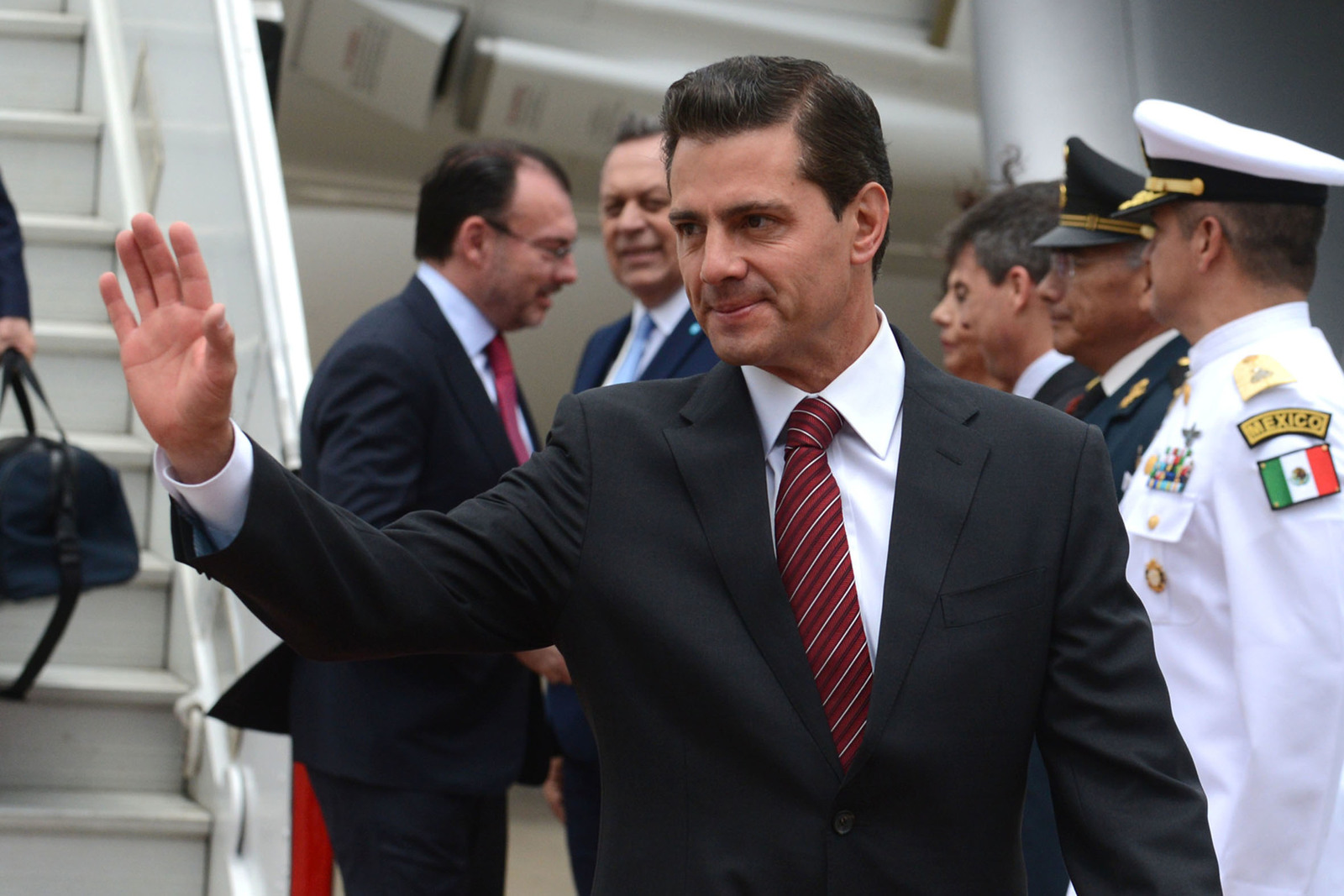 Pendientes. Enrique Peña Nieto termina hoy su gobierno con varios pendientes con La Laguna. (AGENCIAS)