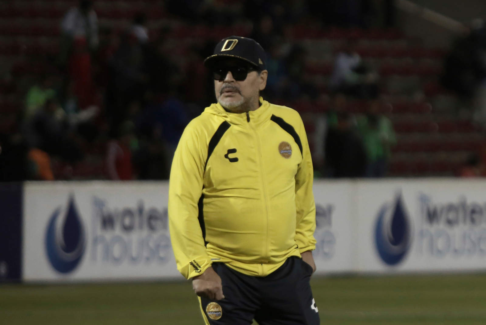 El técnico argentino pidió retirar del campo a un reportero previo al duelo entre Dorados y Atlético San Luis.