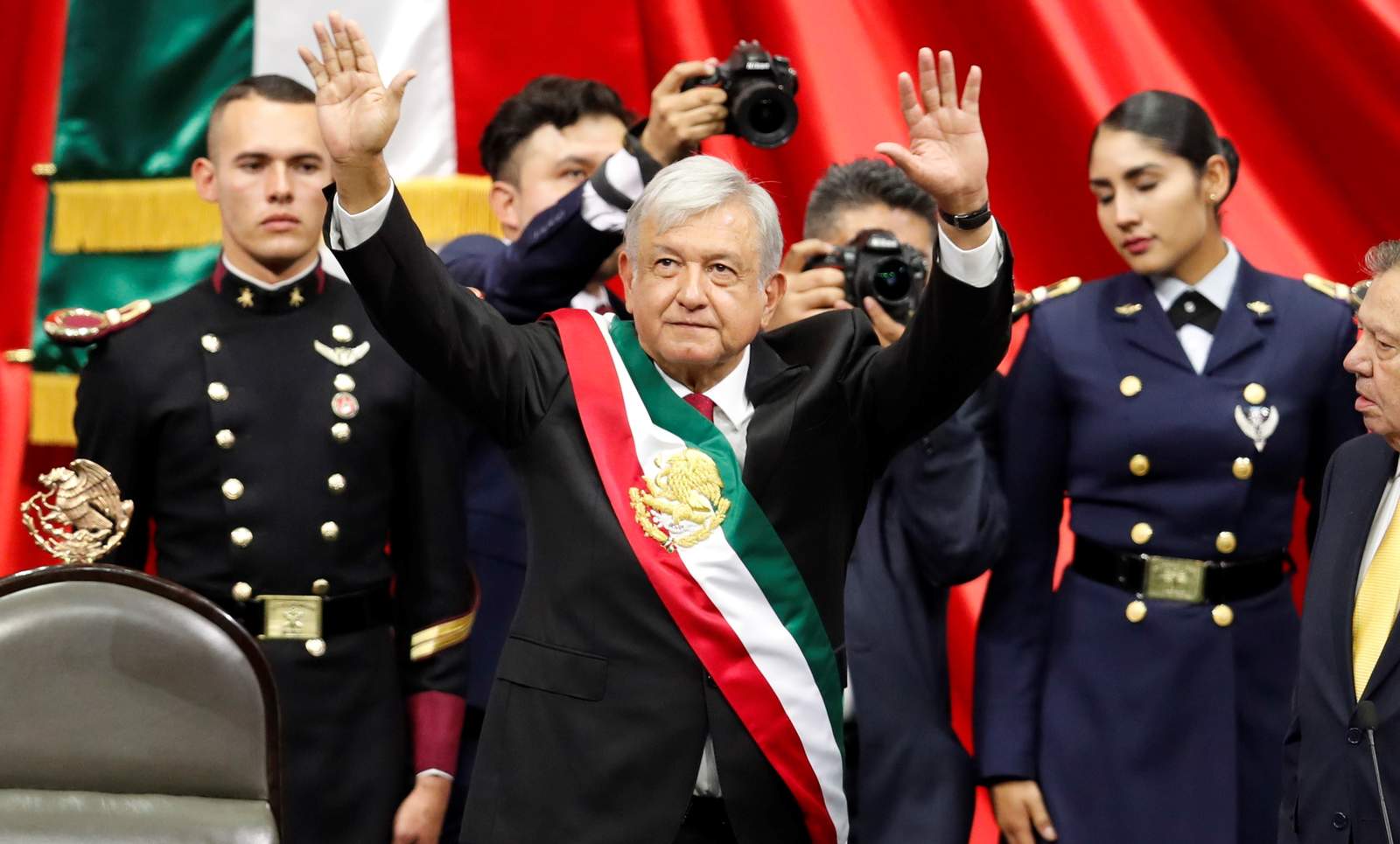 López Obrador ya es presidente de México. (AP)