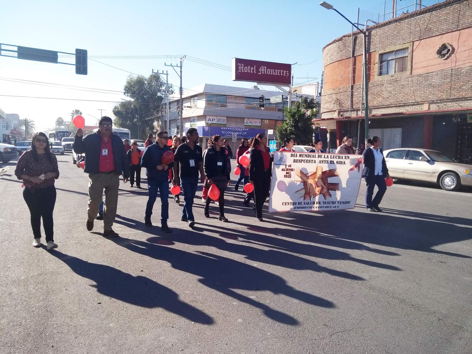Se realizó una marcha en Gómez Palacio en el marco de la conmemoración del Día Mundial contra el Sida. (EL SIGLO DE TORREÓN) 