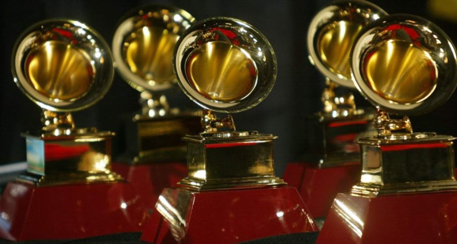 Quince minutos después, a las 5:45 horas de Los Ángeles (13:45 GMT), la institución publicará en su web todos los nominados de las 84 categorías que componen la 61 edición de los Grammy. (ARCHIVO)