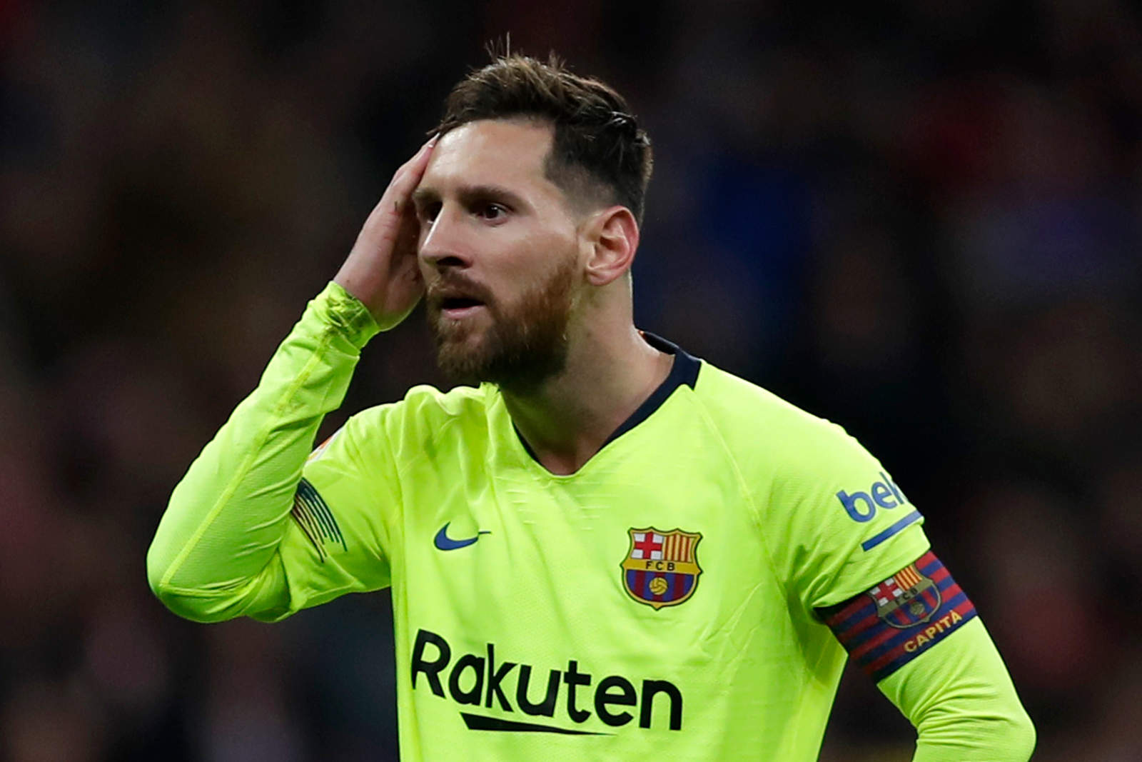 Leo Messi terminó como quinto en la clasificación, en redes sociales los usuarios no perdonaron la decisión de los votantes en la premiación. (ARCHIVO)