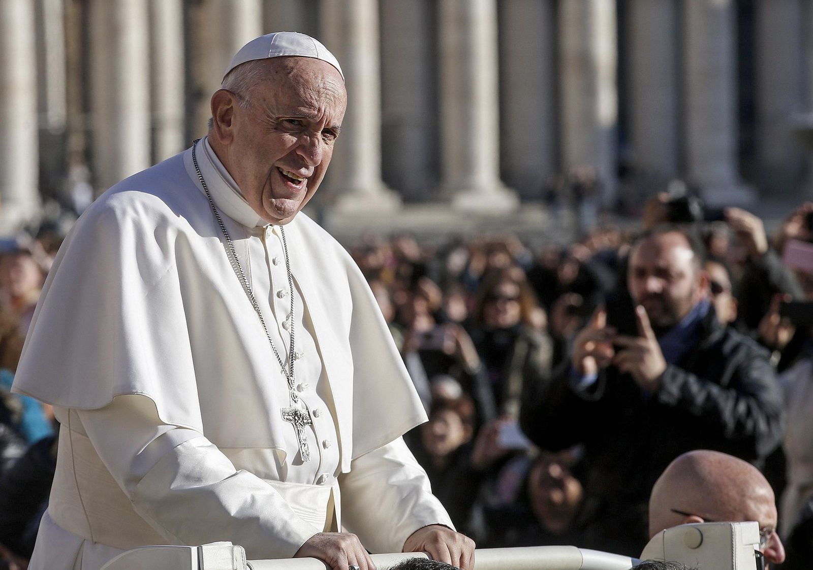 Apoyo. El papa resaltó que los católicos homosexuales contribuyen a la vida de la Iglesia.