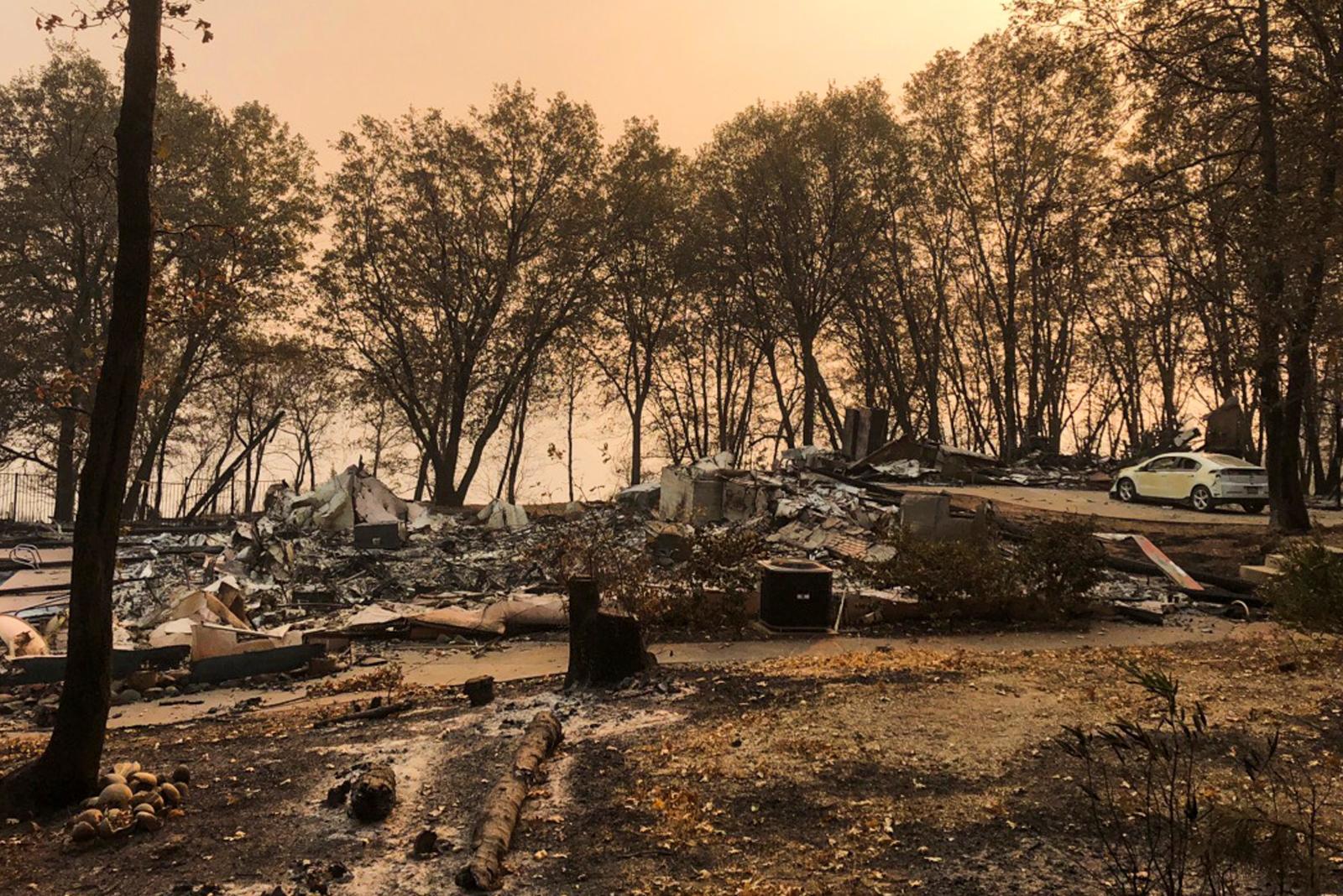 Pérdida total. Así es el panorama en varias zonas de California, en donde sucedieron los incendios. (EFE)