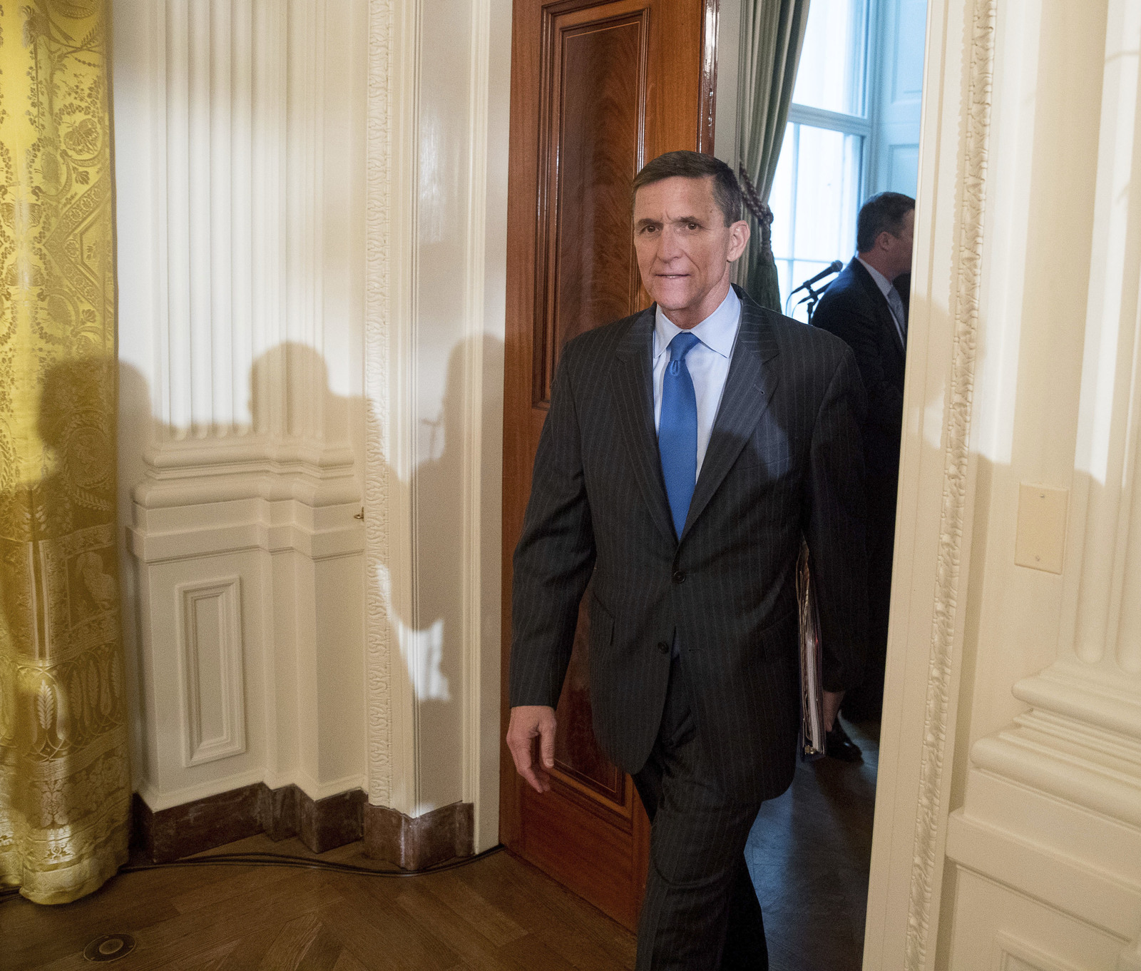 Proceso. Fiscal de la trama rusa premia a Flynn por su colaboración y no pide cárcel. (AP)