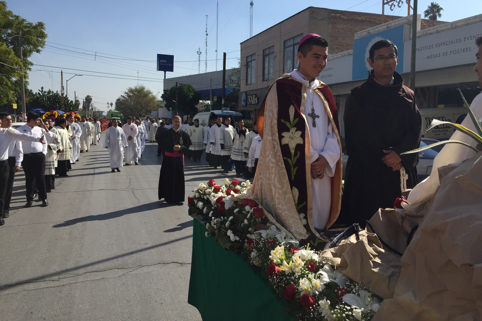 Fe. Obispo participó por segundo año consecutivo en la peregrinación de la Diócesis de Torreón y del Seminario.