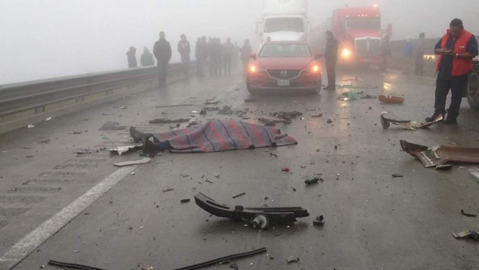 Accidente en la Saltillo-Monterrey deja dos muertos