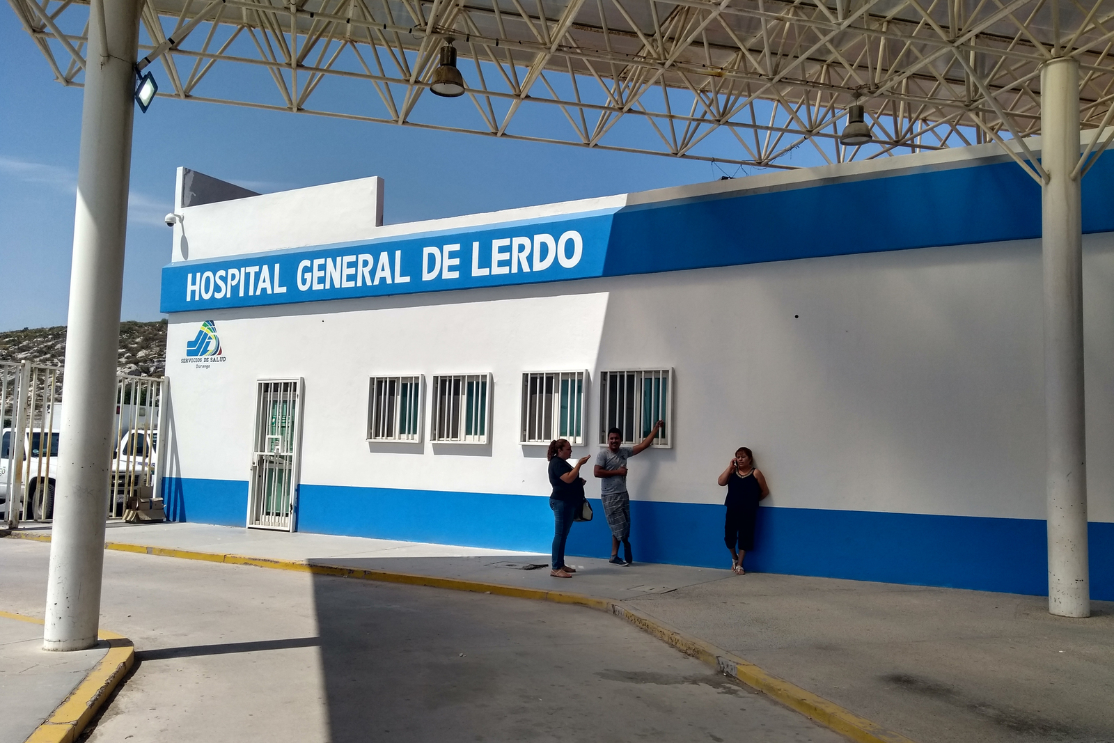 Grave. Hombre de 70 años es arrollado en ejido de Lerdo, terminó en el Hospital General con múltiples fracturas. (EL SIGLO DE TORREÓN)