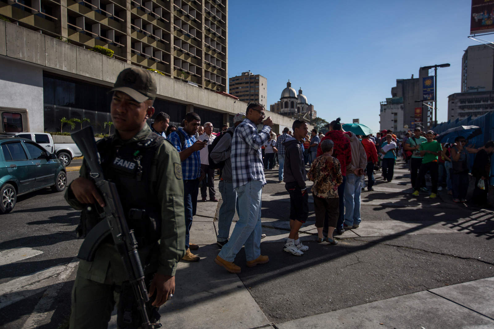 Clausuran simbólicamente el Banco Central de Venezuela