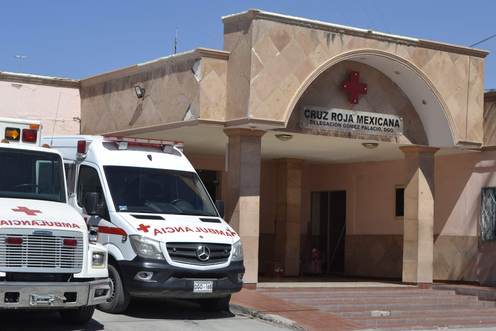 El hombre quedó bajo observación médica en la Cruz Roja. (ARCHIVO)