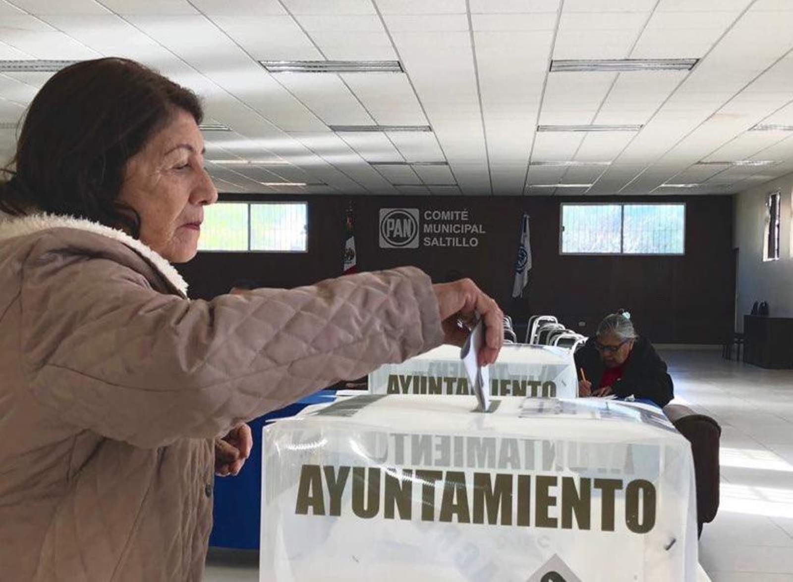 Fue a las 9 horas que se instalaron las casillas de votación en los Comités Municipales. (EL SIGLO COAHUILA) 