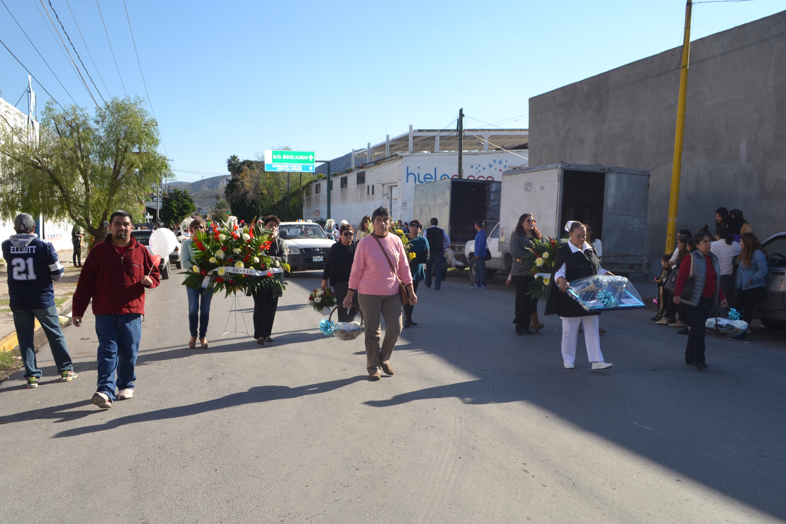 Festejos. Ayer se llevó a cabo la tradicional peregrinación del trabajo en Gómez Palacio. (EL SIGLO DE TORREÓN)