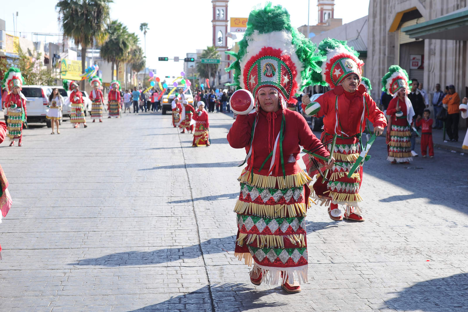 La Danza de Pluma, la Danza Azteca y la Danza de Matlachines, son algunas de las más populares en el país. (EL SIGLO DE TORREÓN)