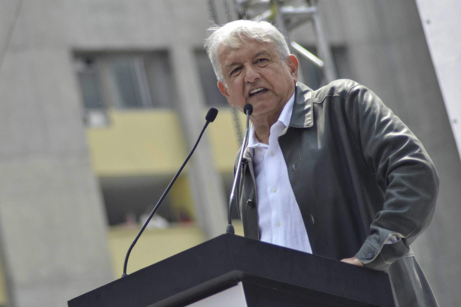 Dos maestros, considerados 'presos políticos' del Estado de México y Oaxaca, fueron liberados luego de que el presidente, Andrés Manuel López Obrador, instruyera a la Secretaría de Gobernación que revisara sus casos para dejarlos en libertad. (AP)