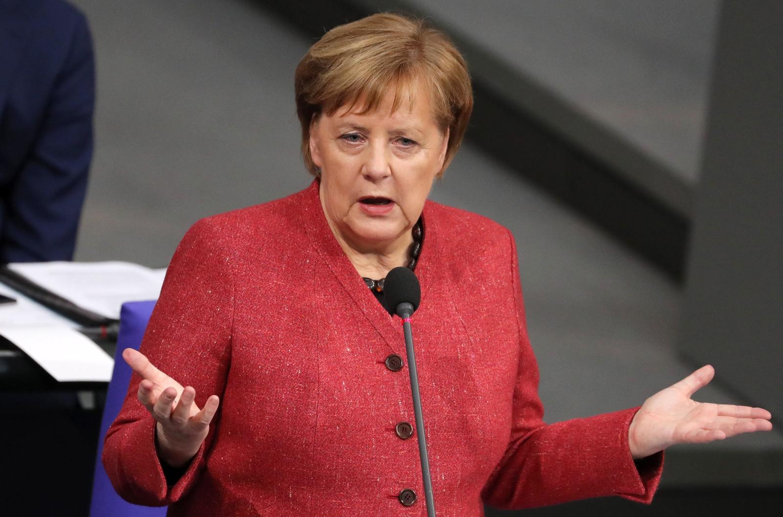 De acuerdo. Las consideraciones de Merkel se sumaron a las declaraciones que había hecho el presidente Emmanuel Macron. (EFE)