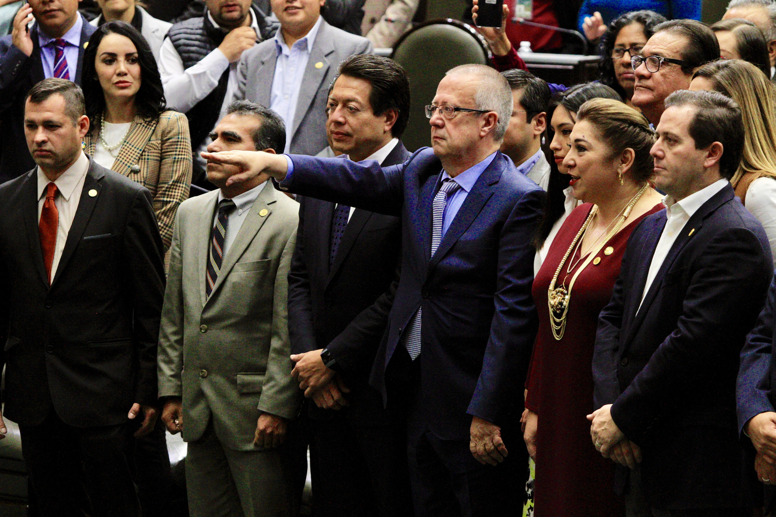 Bonos del NAIM. Carlos Manuel Urzúa Macías rindió protesta como titular de la Secretaría de Hacienda y Crédito Público . (ARCHIVO)