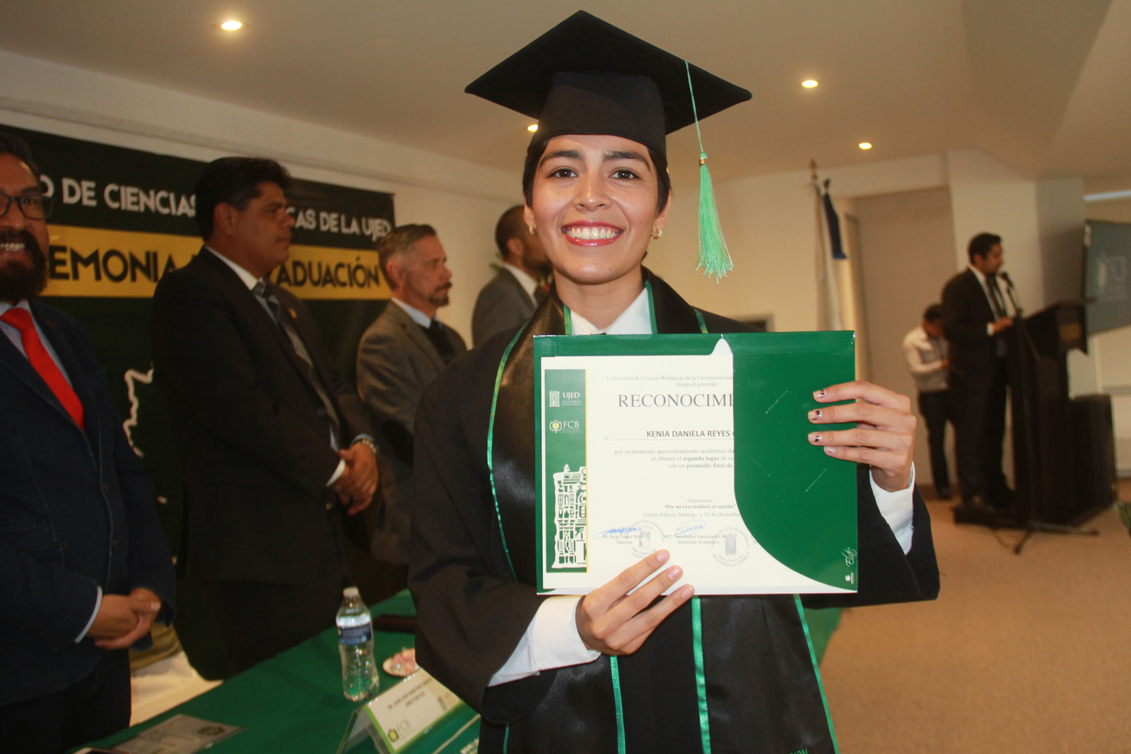 Graduación. Concluyen carreras de Ecología y Biología alumnos de la UJED.