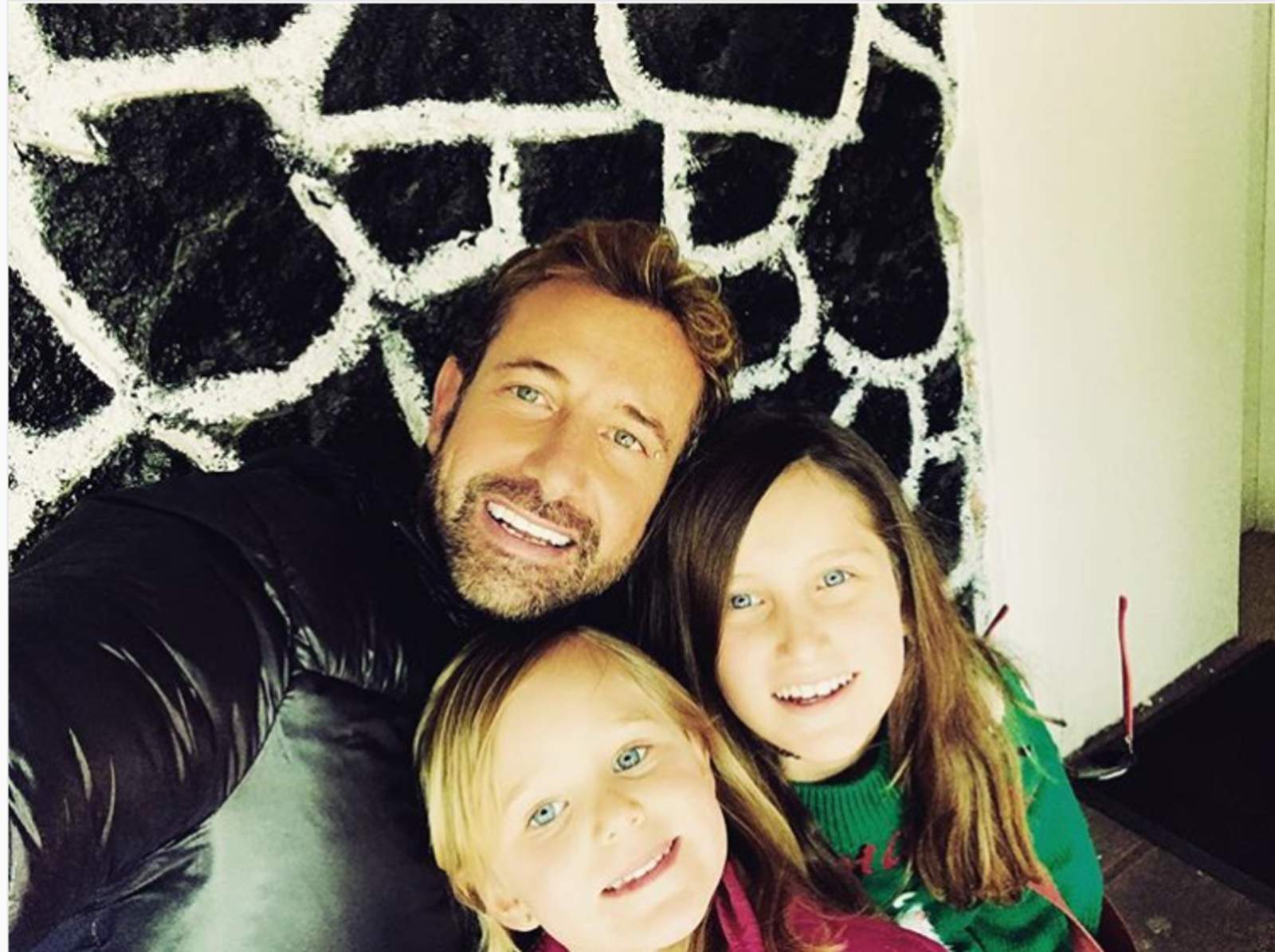 El actor reveló que pasará Navidad con sus hijas aunque aún se desconoce si Irina Baeva también la pasará con ellos. (AGENCIAS) 