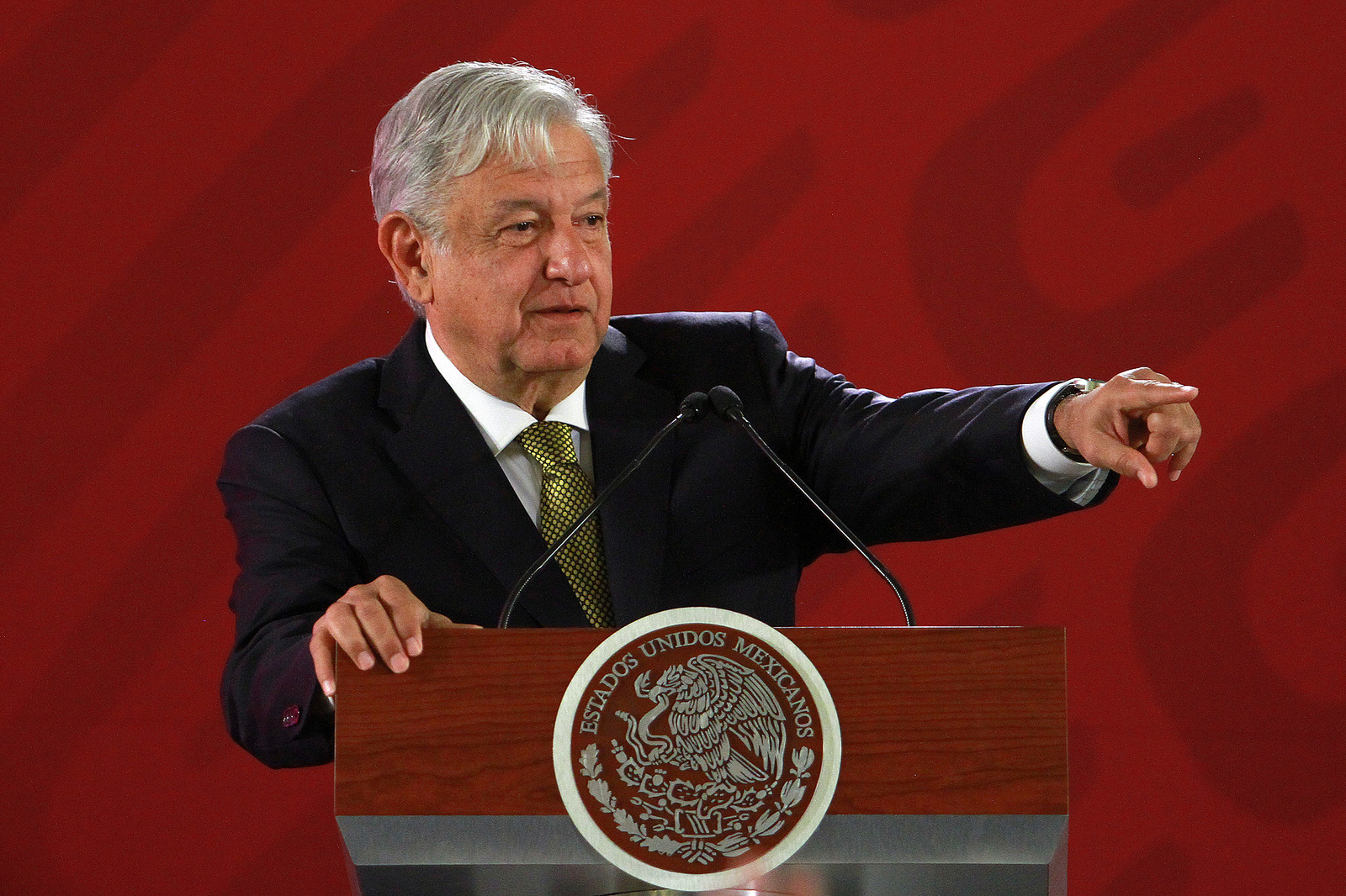 Plan. López Obrador adelantó que su gobierno ya afina un plan para 'cortar de tajo' el problema. (NOTIMEX)