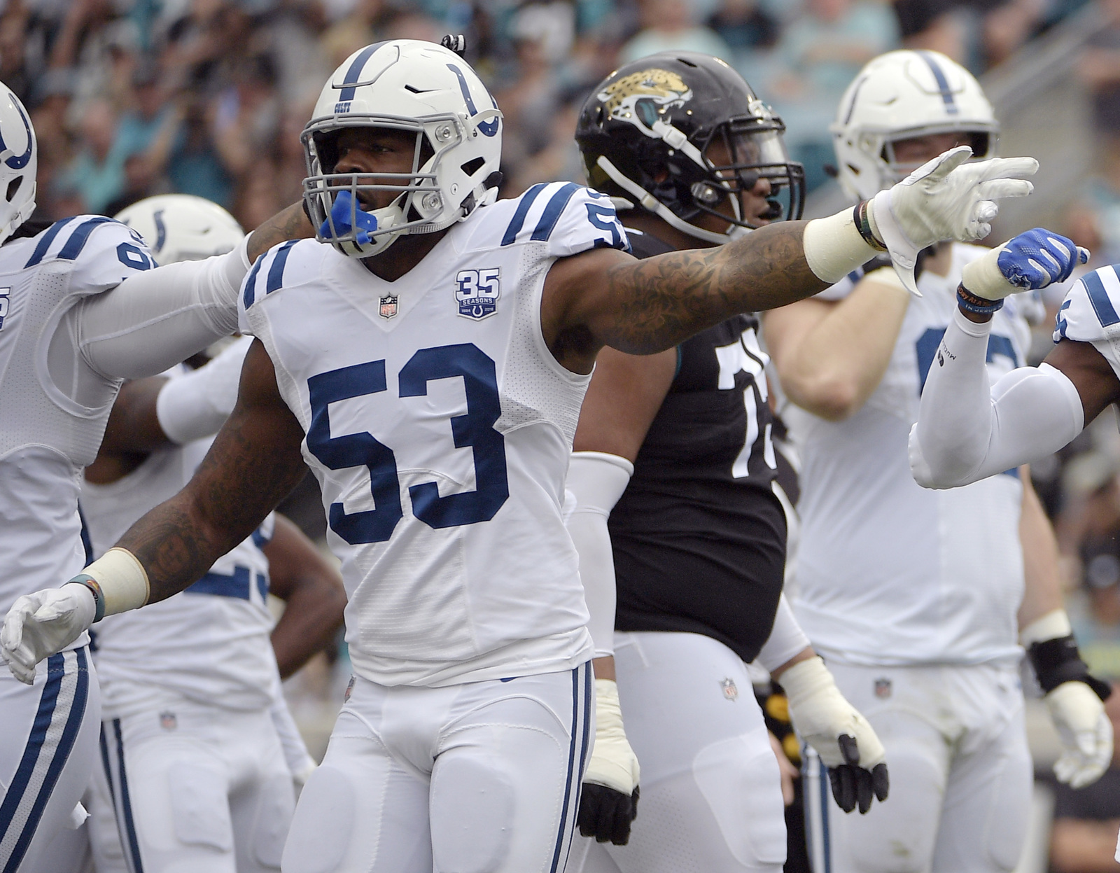 Darius Leonard está molesto por no ser seleccionado al Pro Bowl.