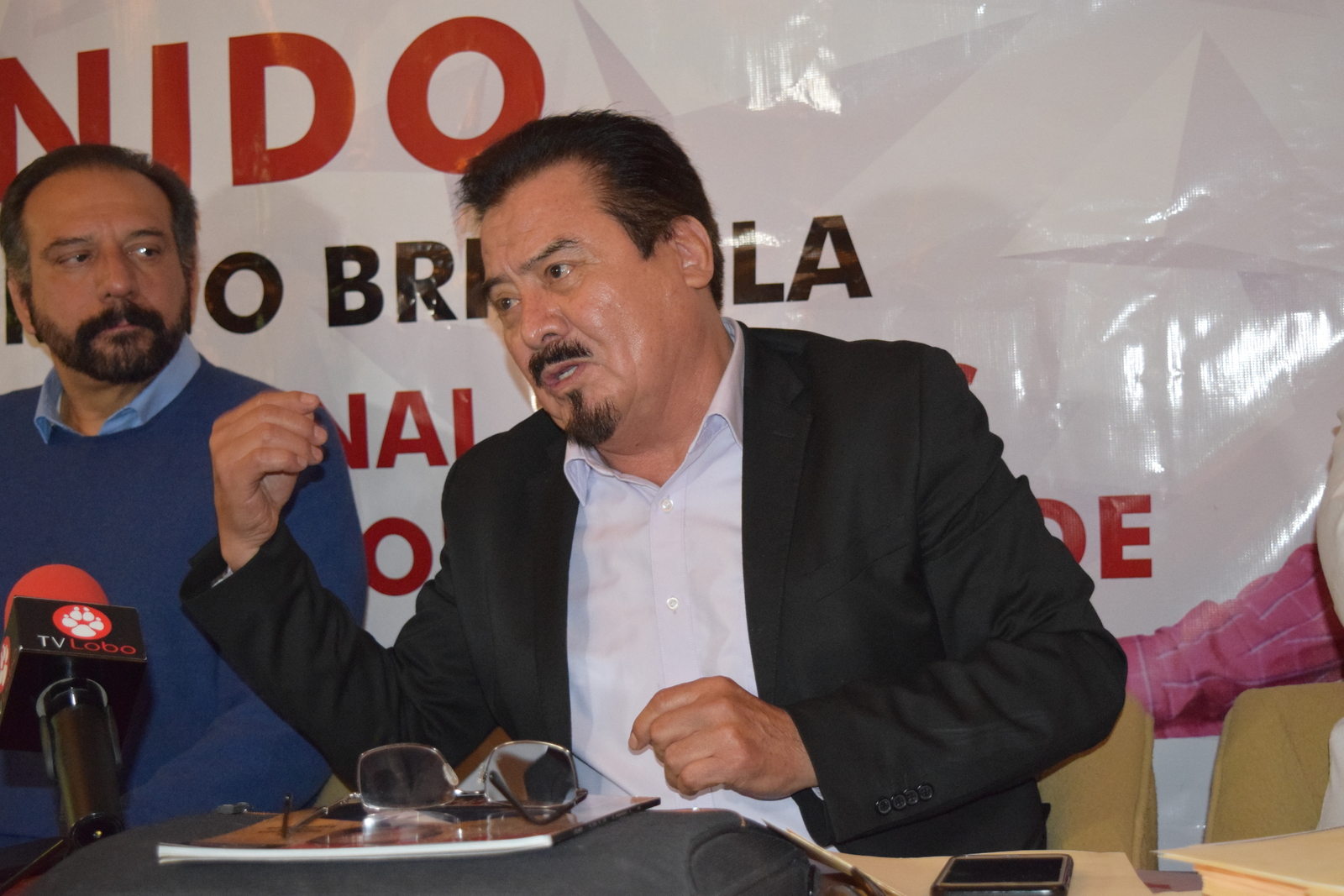 Postura. José Guadalupe Barrios Núñez, dirigente de Onappafa dijo que se pidió al SAT intervenir para que el gobierno desista en el empadronamiento de vehículos “chuecos”.