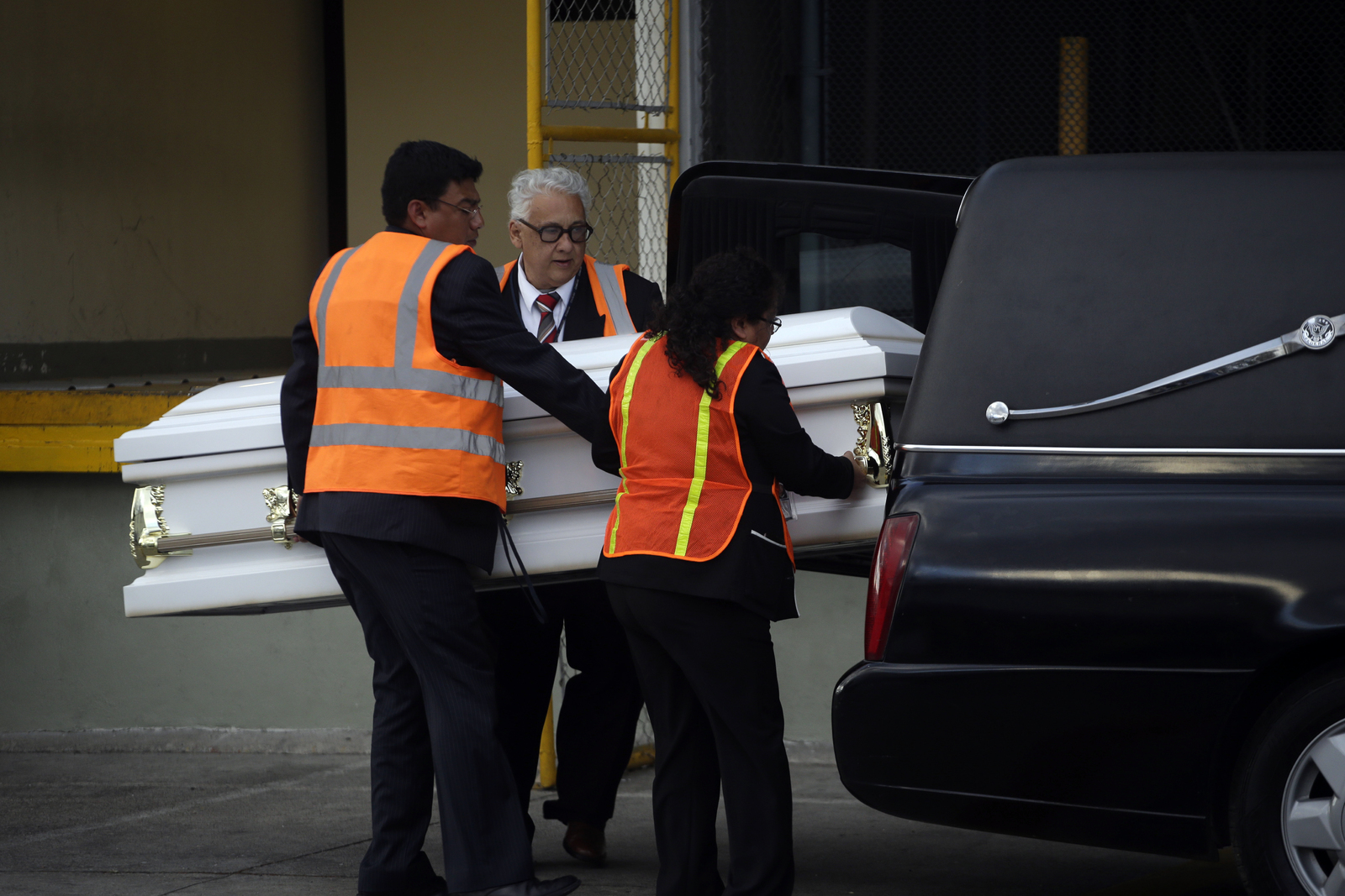Migrante. El cuerpo de la menor fue recibido por personal del Ministerio de Relaciones Exteriores de Guatemala. (AP)