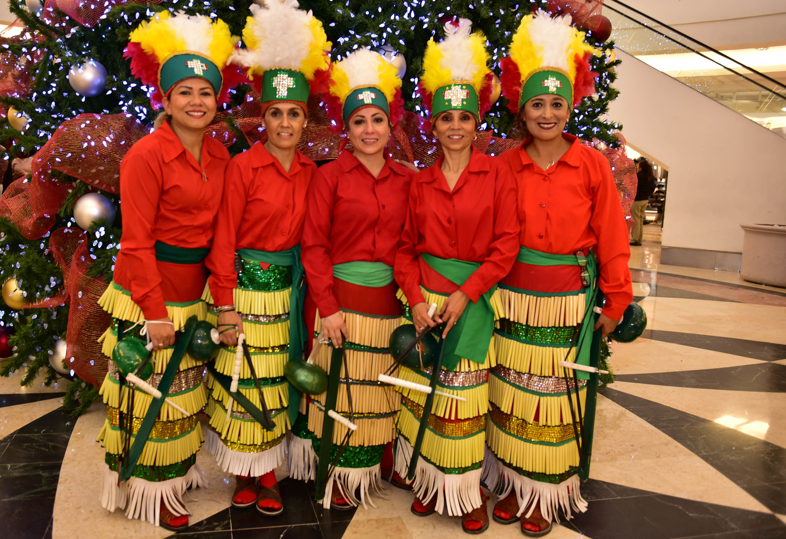 Alma, Cristy, Susy, Elida y Paty.