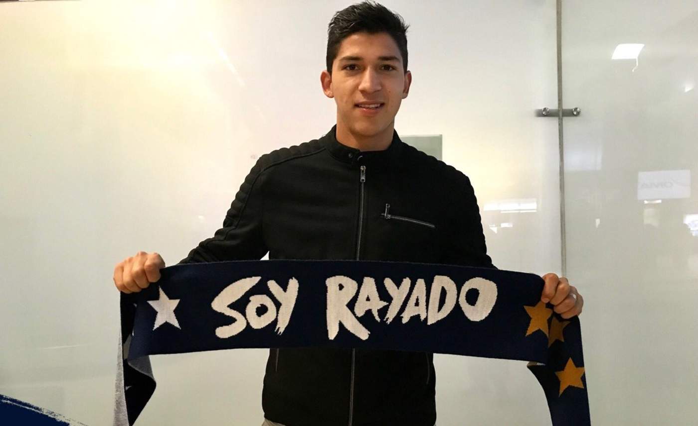 El jugador llegó este miércoles al Aeropuerto Internacional de Monterrey para sumarse al equipo como nuevo integrante para el Clausura 2019. (Especial)