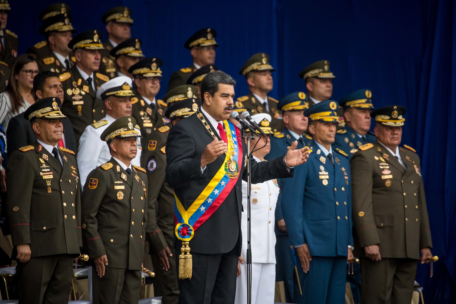Riesgos. En agosto de este año, Nicolás Maduro sufrió un intento de atentado en un acto cívico.