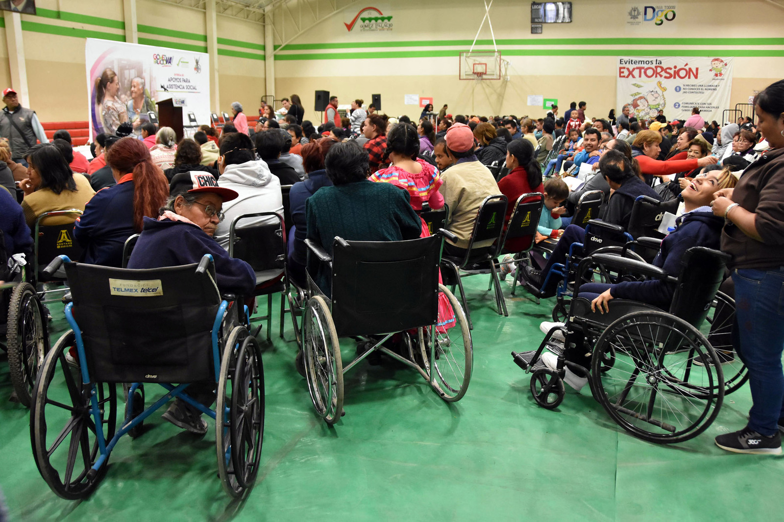 Apoyos. Las personas con discapacidad tuvieron algún tipo de apoyo económico en Gómez Palacio. (EL SIGLO DE TORREÓN) 
