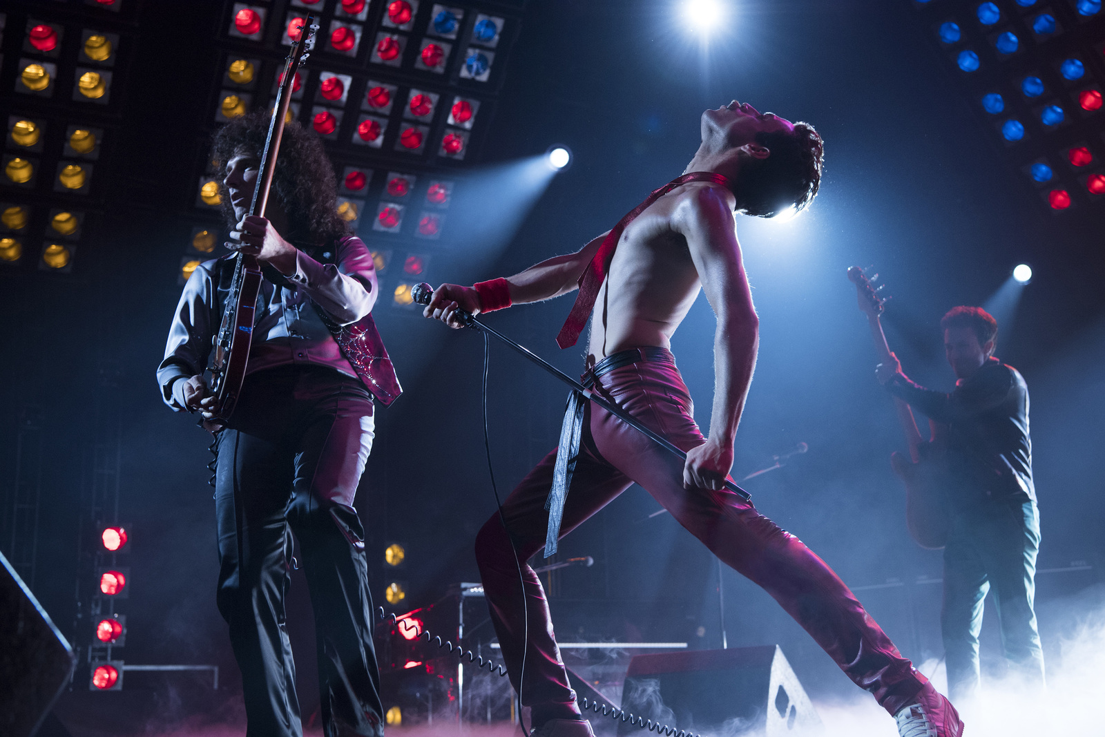 Favorito. Rami Malek, de la biográfica sobre Freddie Mercury Bohemian Rhapsody, podría imponerse como mejor actor. (ARCHIVO)