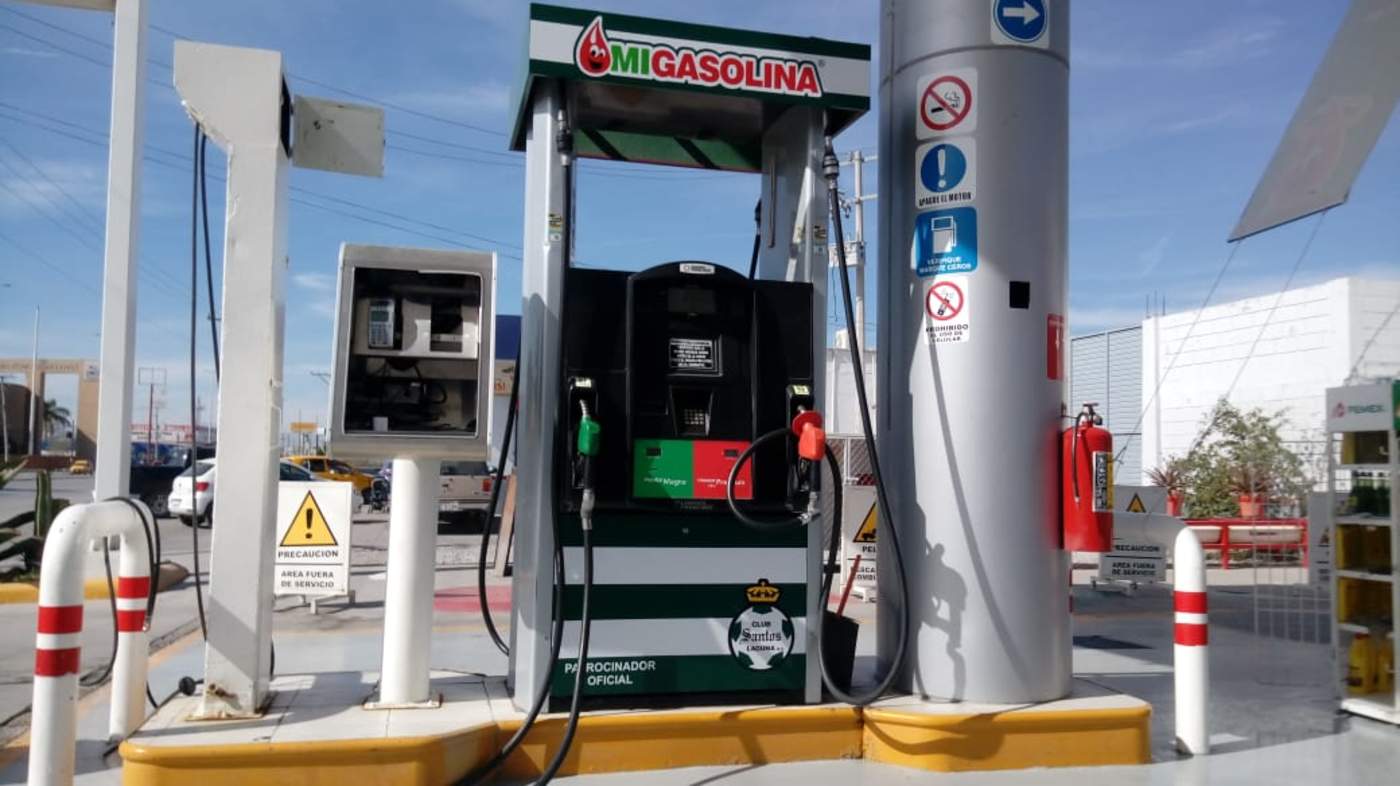 Gasolineras de Torreón no registran desabasto. (FERNANDO COMPEÁN) 