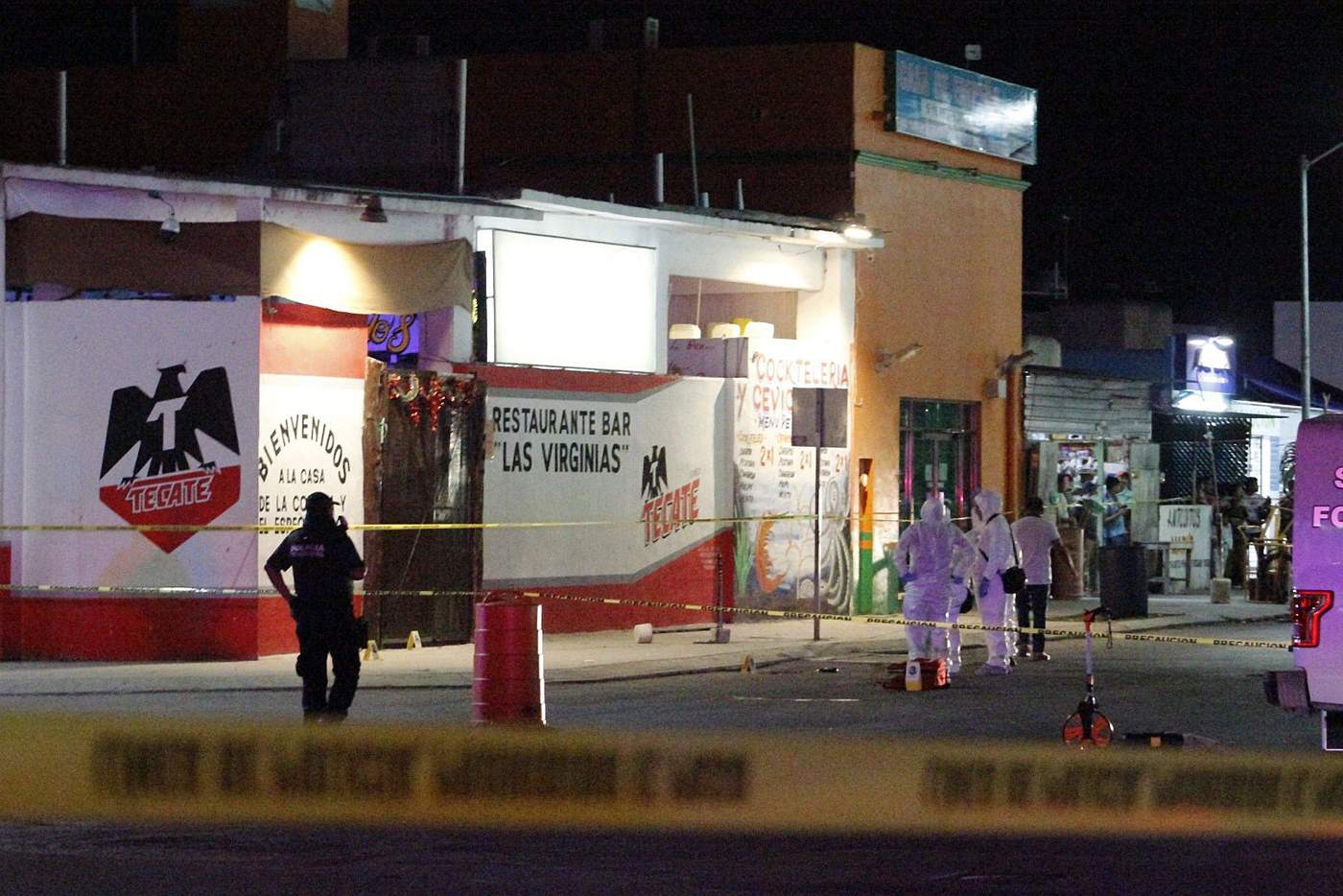 Ataque. Dos hombres entraron a atacar al bar Las Virginias. (EFE)