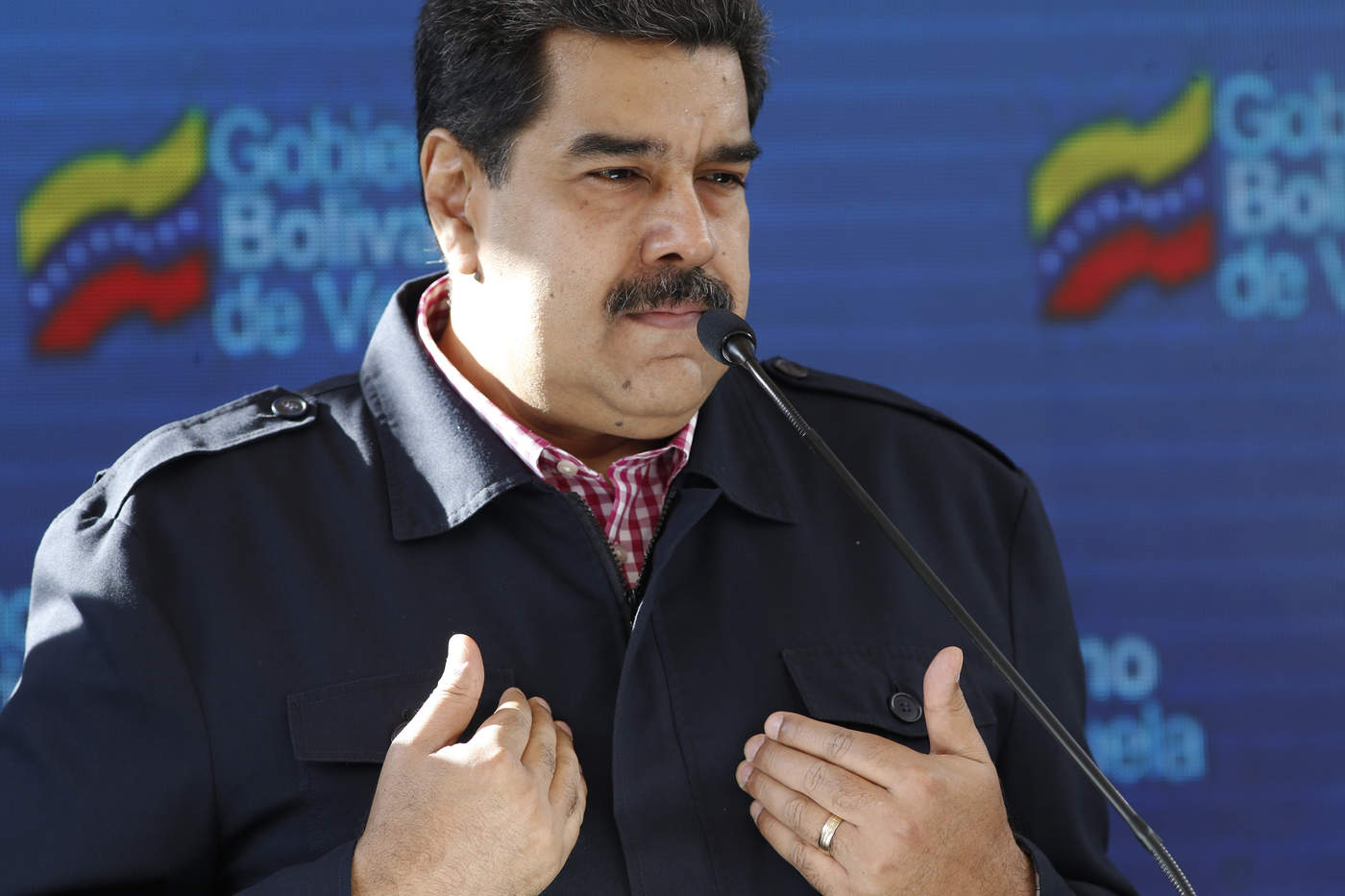 'Daremos respuesta, firme, clara, oportuna, inmediata, a la afrenta que pretenda cualquier Gobierno o cualquier instancia internacional contra nuestro país, Venezuela tiene quien la defienda', insistió. (AP)