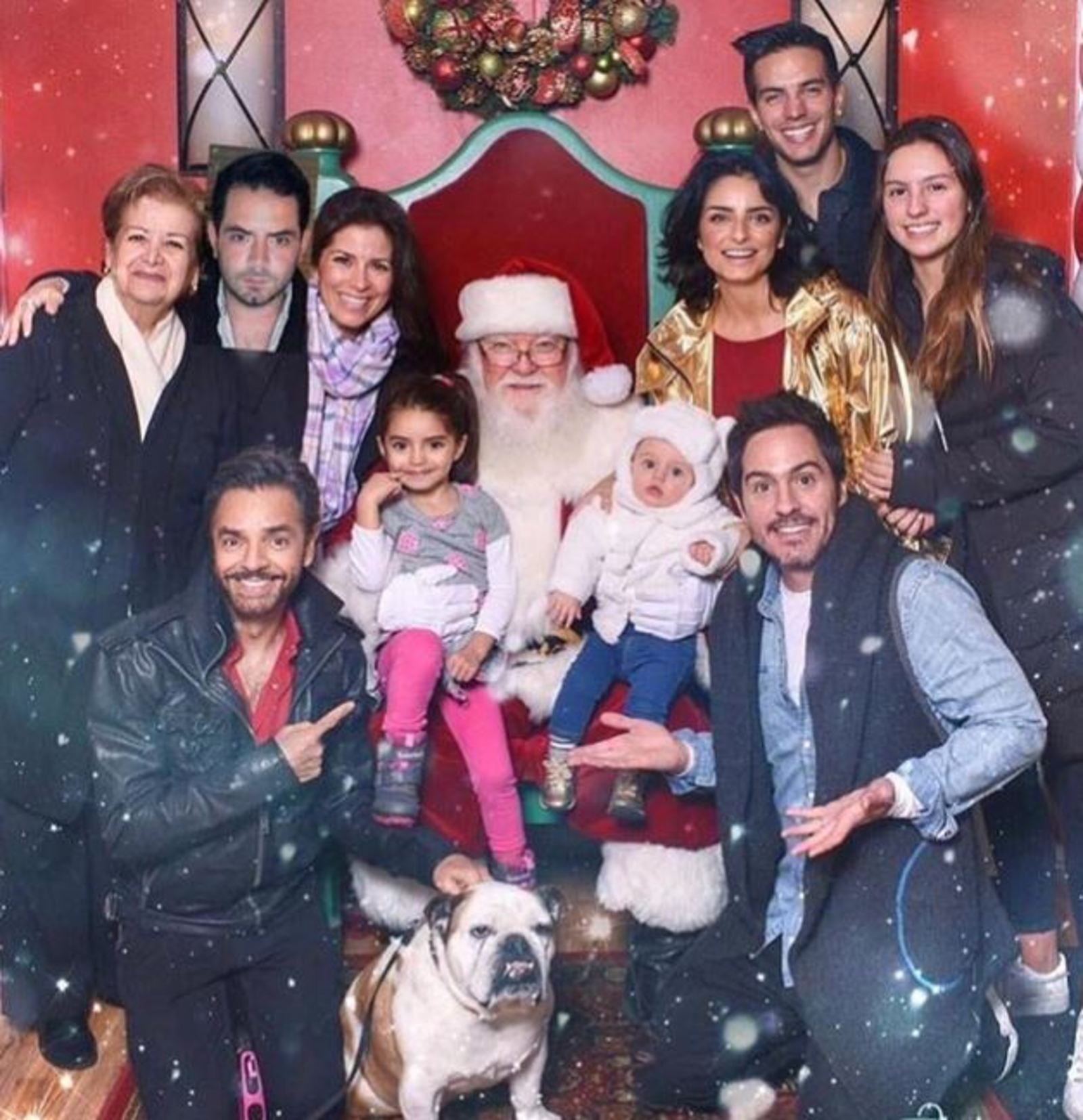 En familia. Junto a su esposa y todos sus hijos, el actor Eugenio Derbez se tomará unas largas vacaciones. (ESPECIAL)