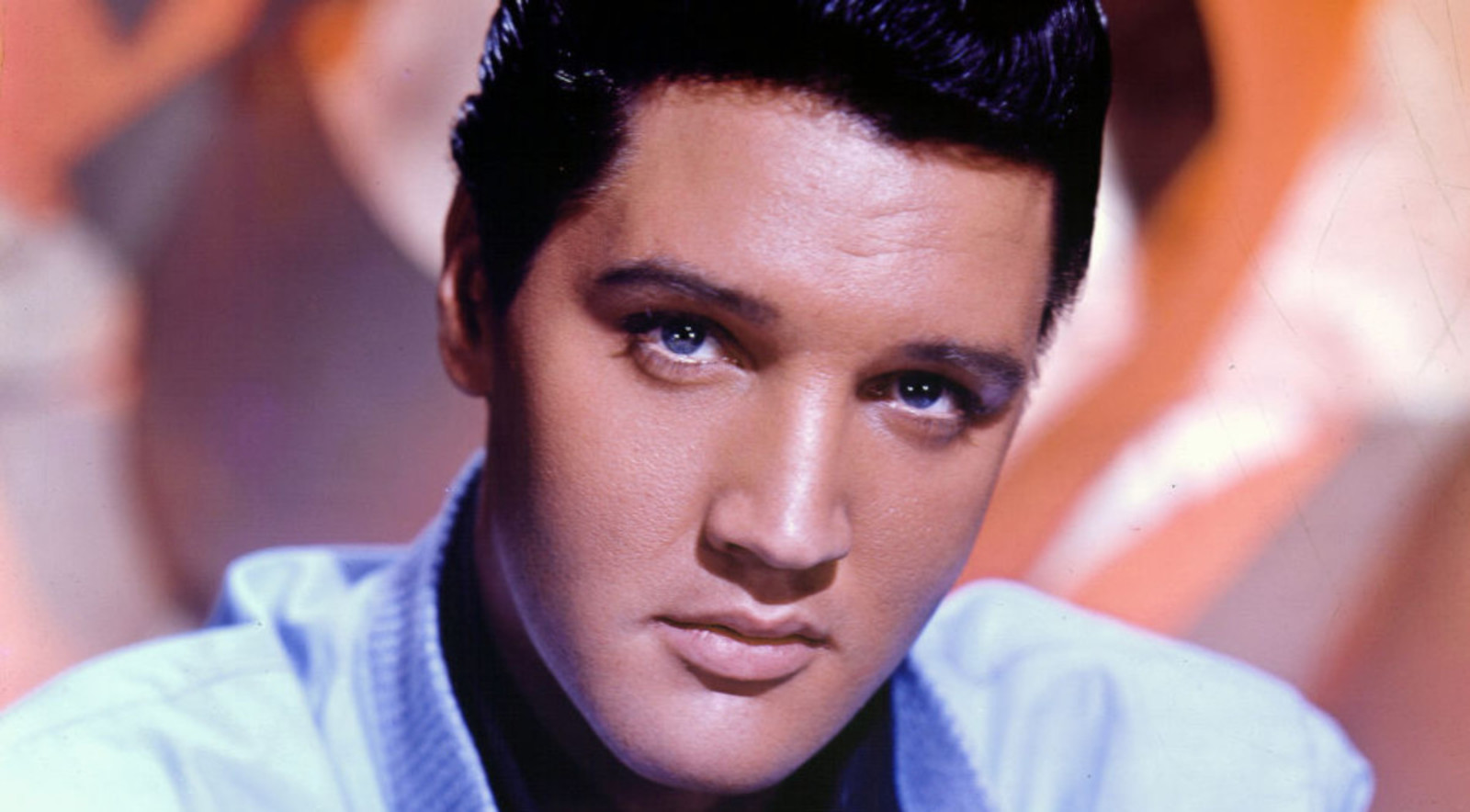 Elvis, vigente como ídolo musical