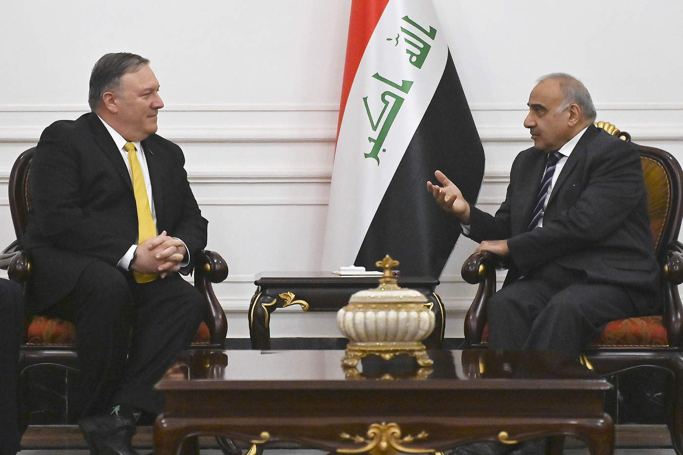 Pompeo y primer ministro de Irak abordan la lucha contra el EI