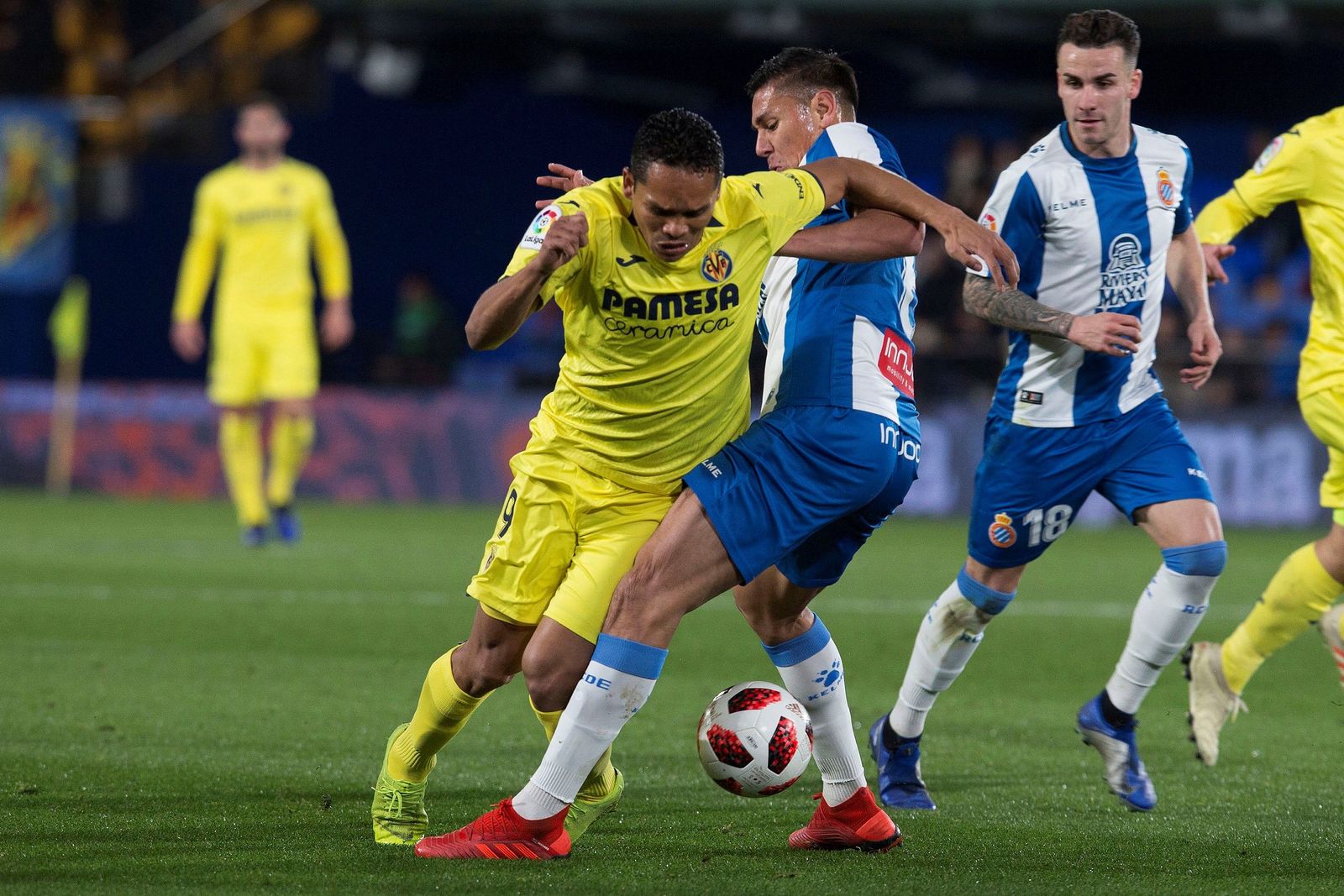 Villarreal igualó a dos tantos con el Espanyol de Barcelona en el partido de ida de los octavos de final de la Copa del Rey.