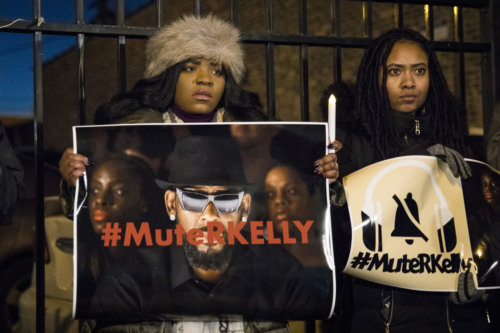R. Kelly, investigado por abuso físico