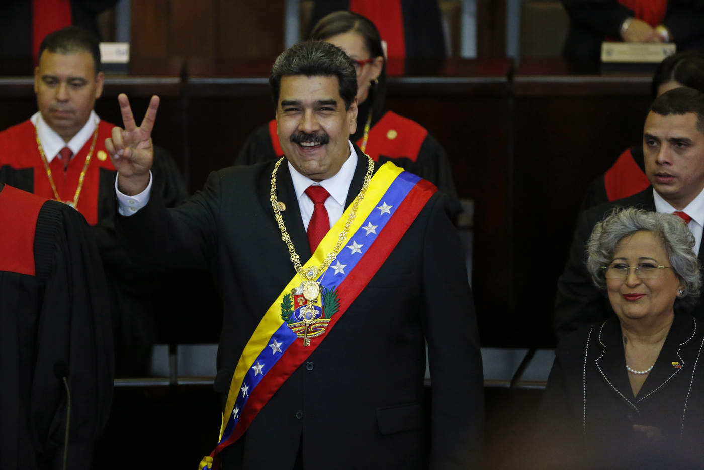 Desconoce OEA legitimidad de presidencia de Nicolás Maduro