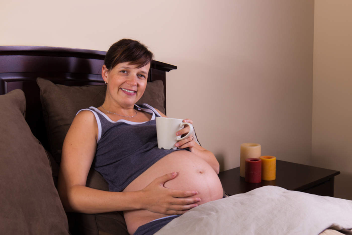 Durante el embarazo, el consumo de cafeína, la sustancia psicoactiva más utilizada en el mundo, puede afectar al bebé. (ARCHIVO)