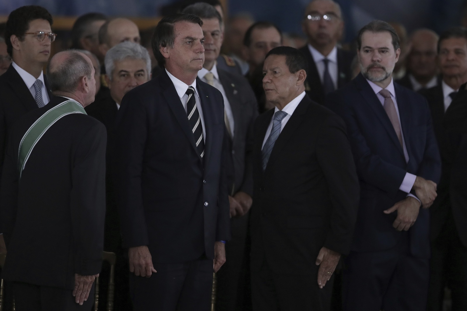 Bolsonaro explota redes para gobernar en Brasil