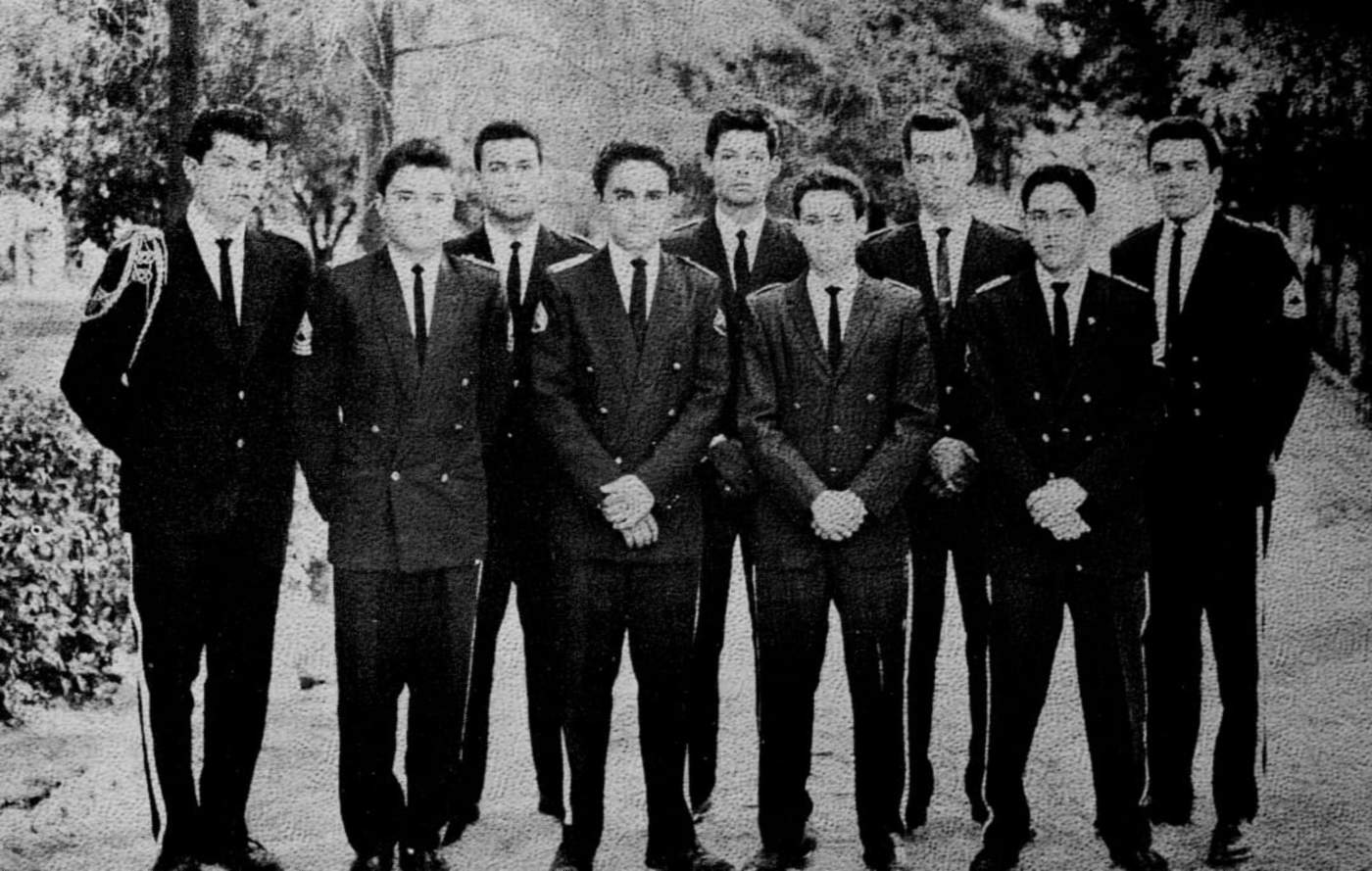 Estudiantes internos en La Casita en 1962: Jaime Mijares, Juan Ramírez, Miguel Fausto, Enrique Espeleta, Fernando Andrade y Alfonso García de la Peña.