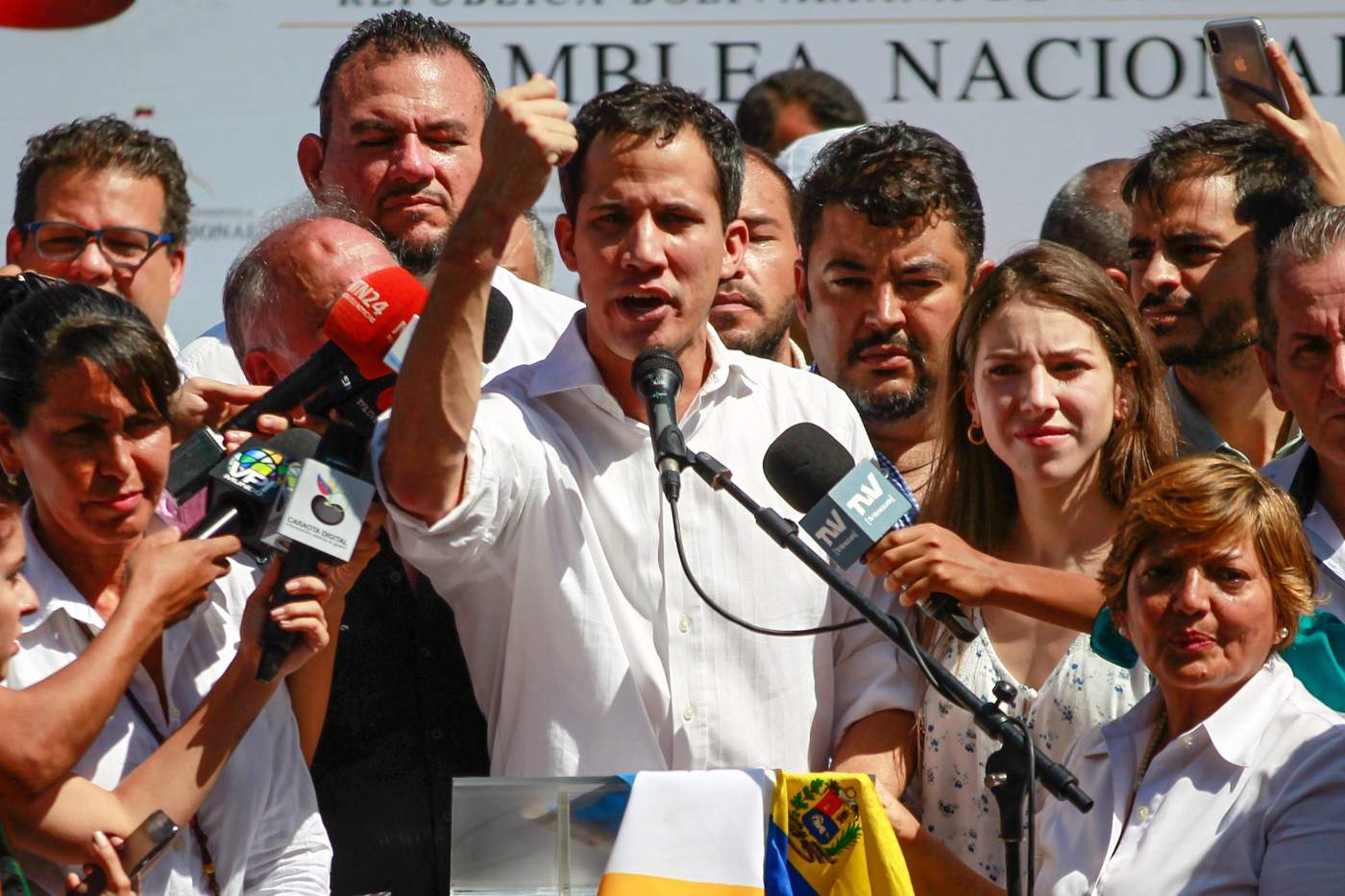 El presidente de la Asamblea Nacional de Venezuela (AN, Parlamento), el opositor Juan Guaidó, dijo hoy que la detención que sufrió durante una media hora muestra el 'desespero' del Gobierno de Nicolás Maduro. (EFE) 