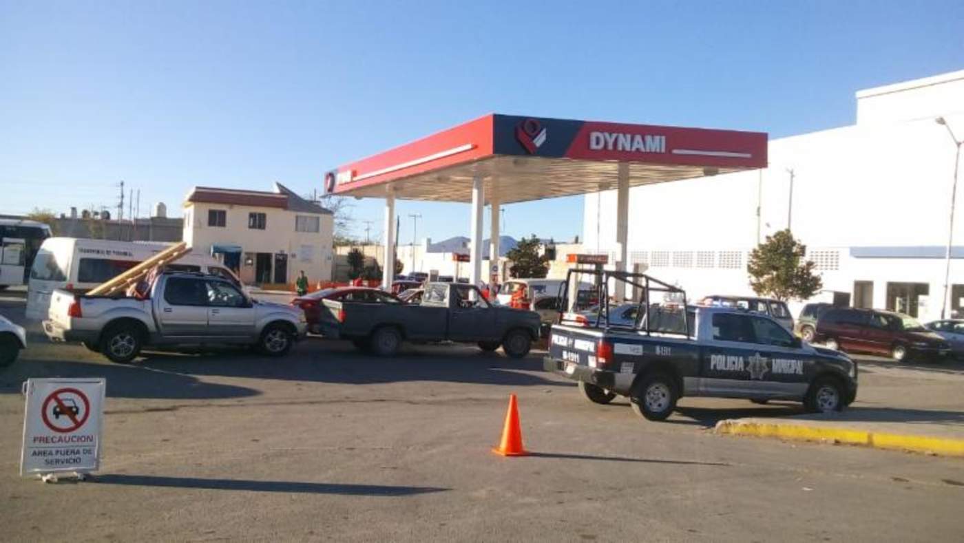 Se asignaron patrullas en distintas gasolineras de Saltillo. (EL SIGLO COAHUILA) 