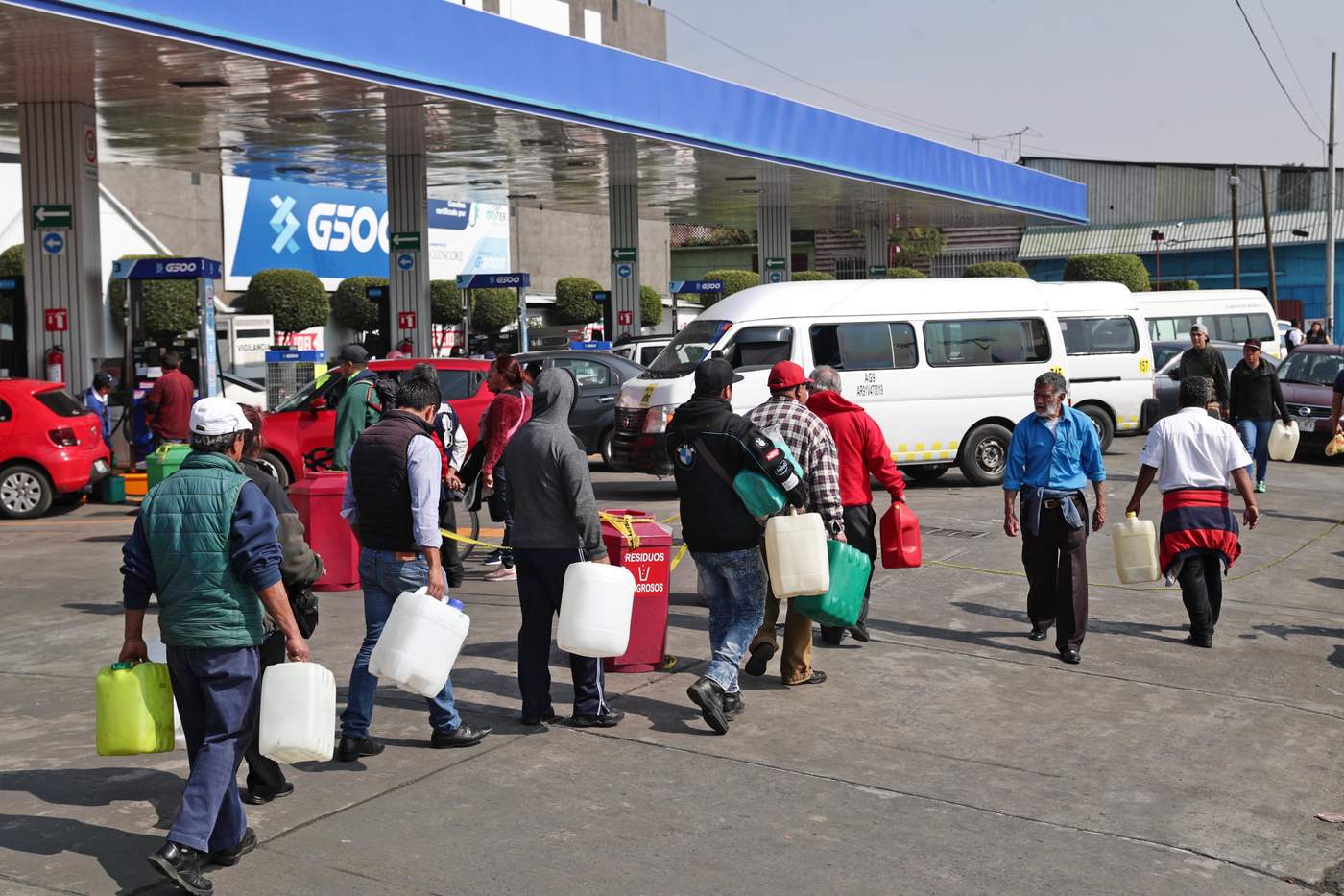 Piden reunión Segob-gobernadores para analizar desabasto de gasolina